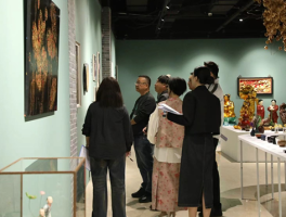 王谦老师应邀参加第二届"和合之美"台州市民间文艺精品展的评委工作