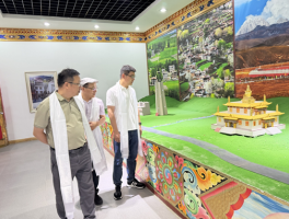 王谦老师随台州职院调研团赴甘孜开展教育帮扶