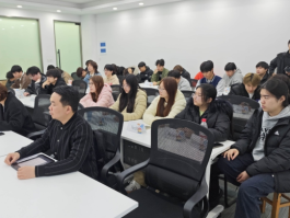 工作室王谦老师开设《综合构成与装置设计》公开课